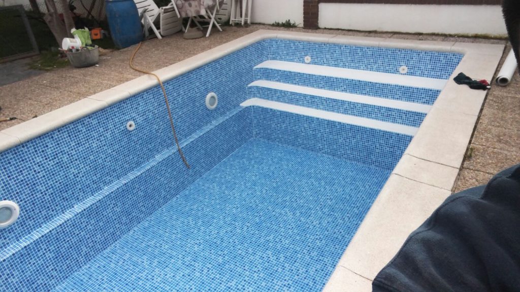 reparacion-piscina-poliester24