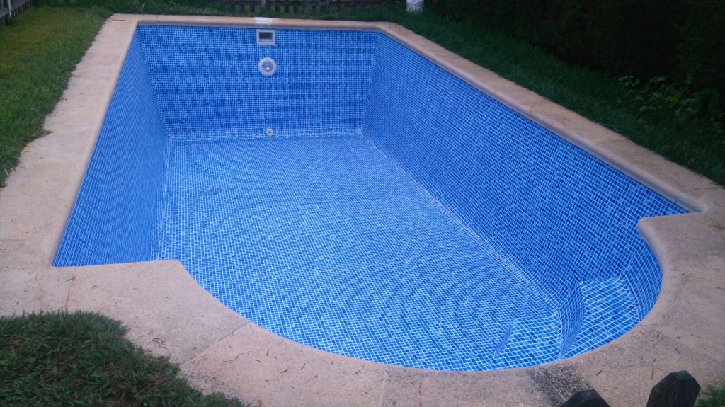 reparacion-piscina-poliester8