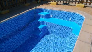 reparacion-piscina-poliester9