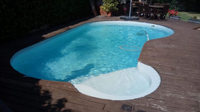Cambio de liner para piscina Waterair en Castelldefels, Barcelona