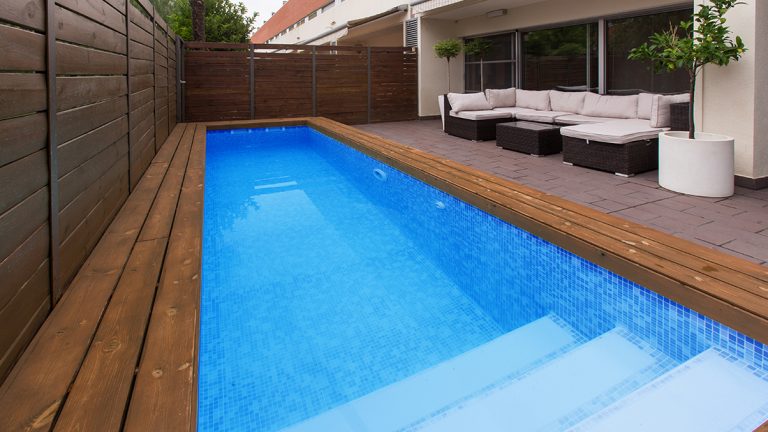 ¡Llegó el momento de renovar tu piscina!
