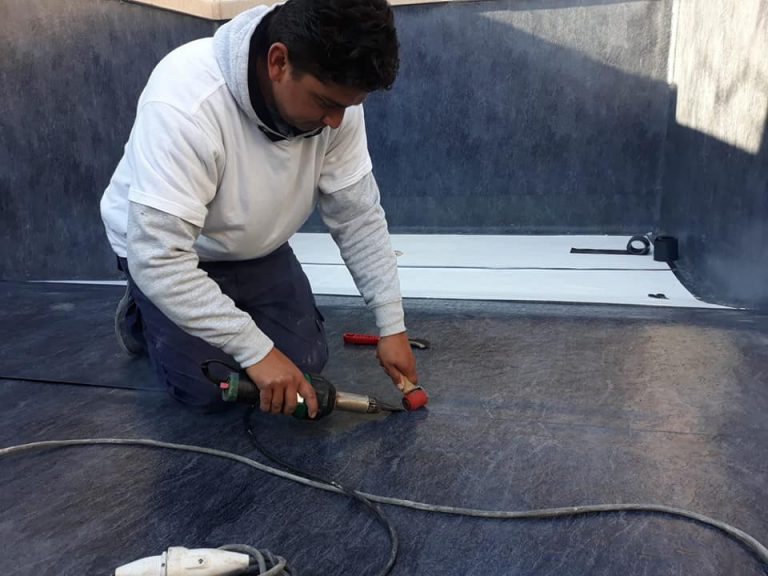 ¿Cómo evitar la reparación del liner para piscinas?