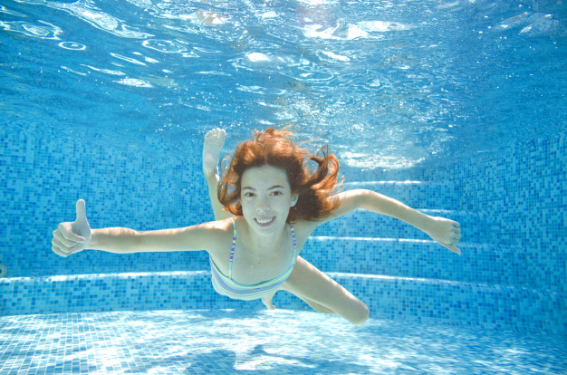 ¿Tienes una fuga o una evaporación? Ha llegado el momento de reparar tu liner para piscinas