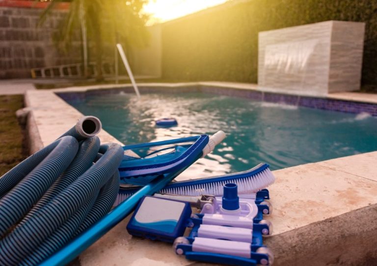 Mantenimiento de Piscinas en Sabadell: Todo lo que Necesitas Saber con Liner Piscinas