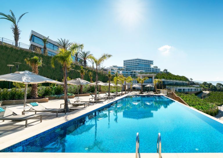 Durabilidad, Estética y Mantenimiento Sencillo: los beneficios de las Piscinas con Liner