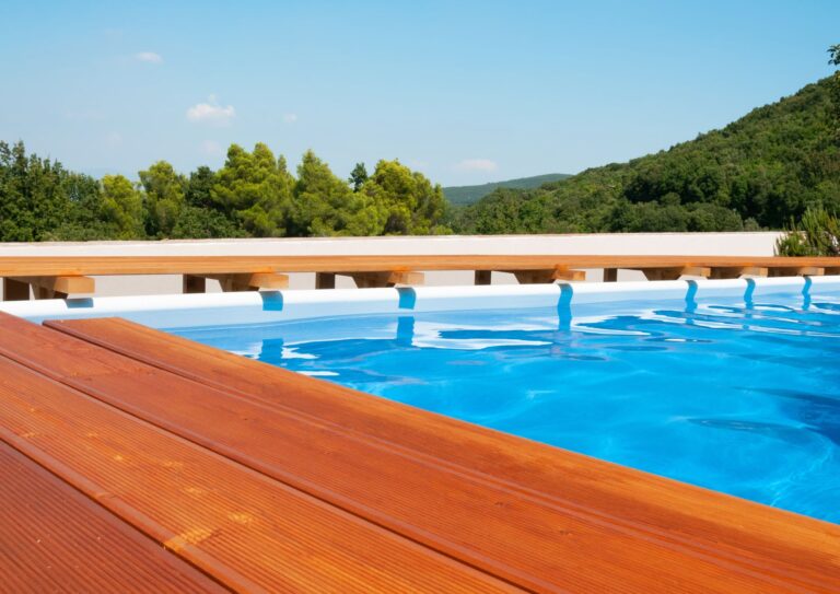 Tipos de liners y su durabilidad: ¿cuál es el mejor para tu piscina?