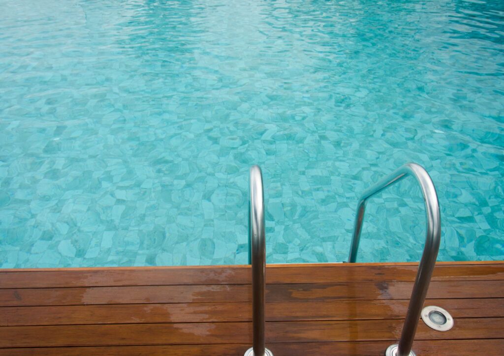 reparación liner piscinas sabadell