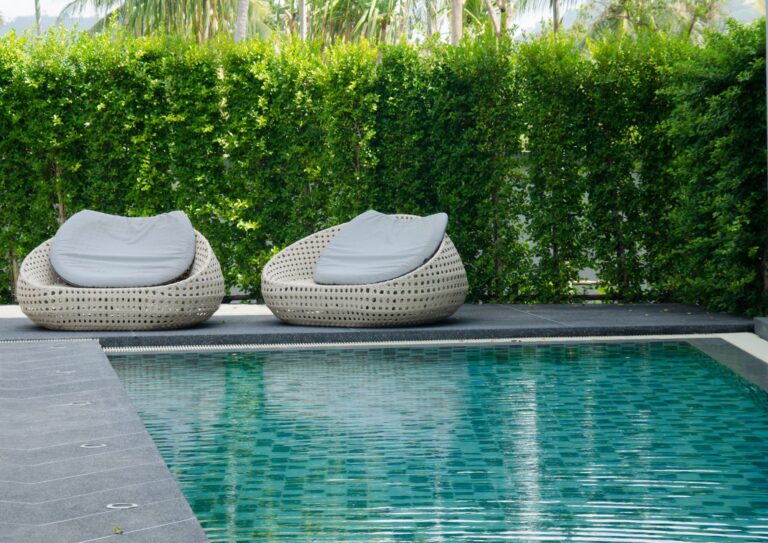 Revestimiento de piscinas: mejora la estética de tu jardín con un liner personalizado