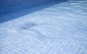 liner piscina blando zona hundida detalle