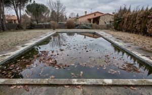 piscina sin uso liner invierno estado superficie