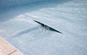 reparación liner piscina bolsas aire
