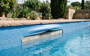 liner piscina despegado zona pared