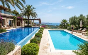 por qué dos piscinas con el mismo liner pueden verse diferentes