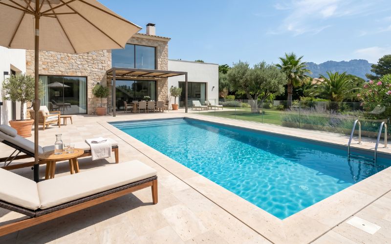 piscina renovada con liner nuevo